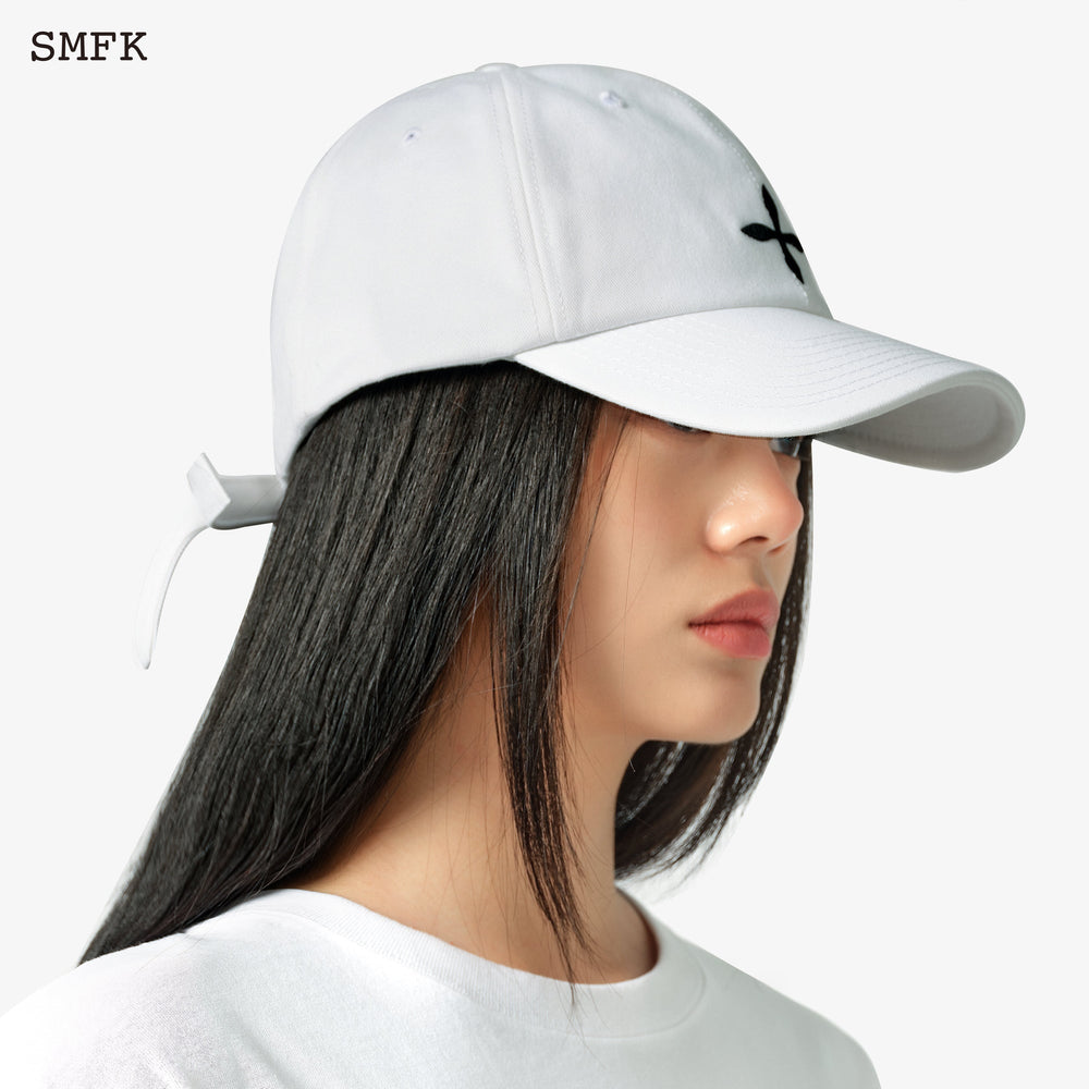 SMFK Compass Cap White