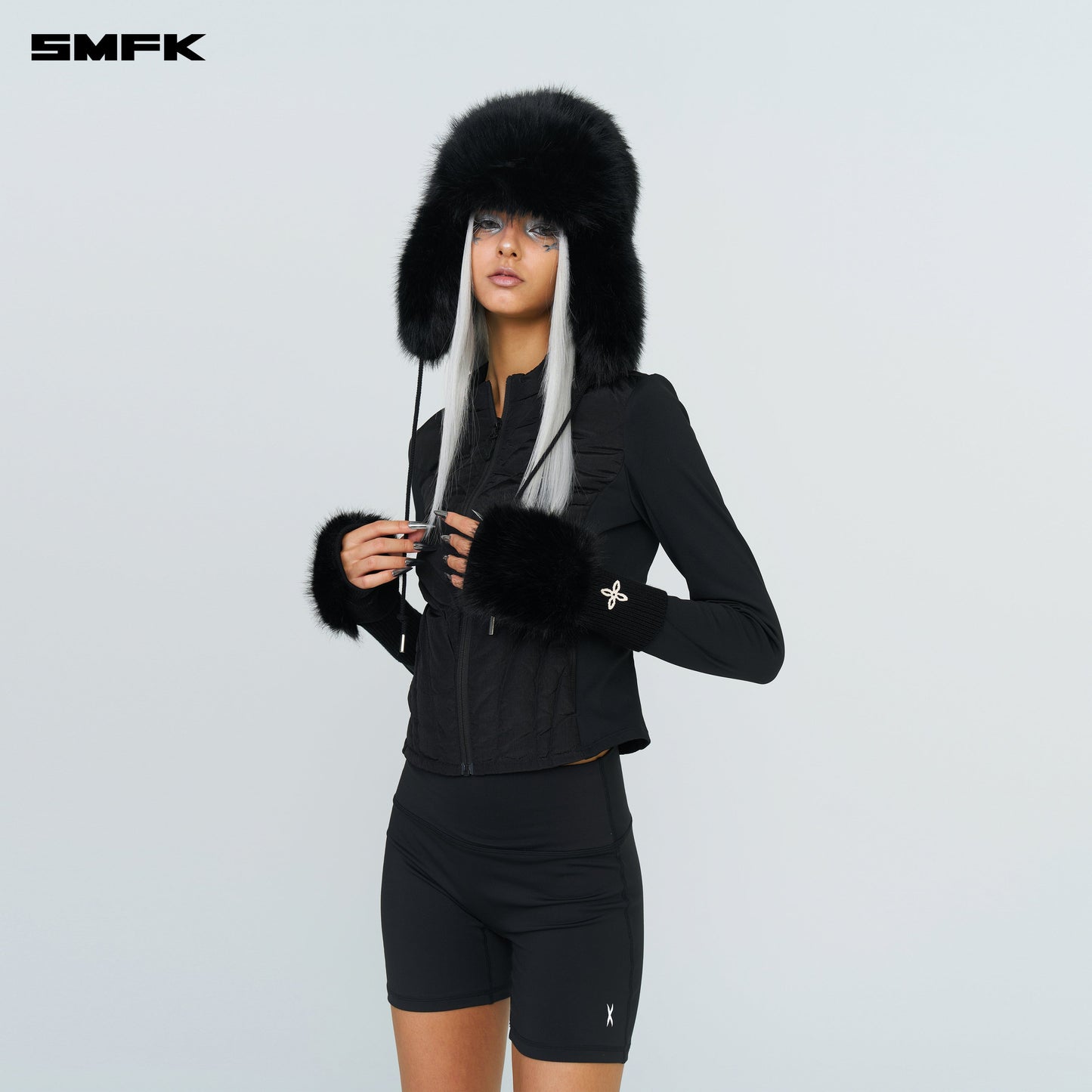 SMFK Compass Snowman Furry Gloves In Black