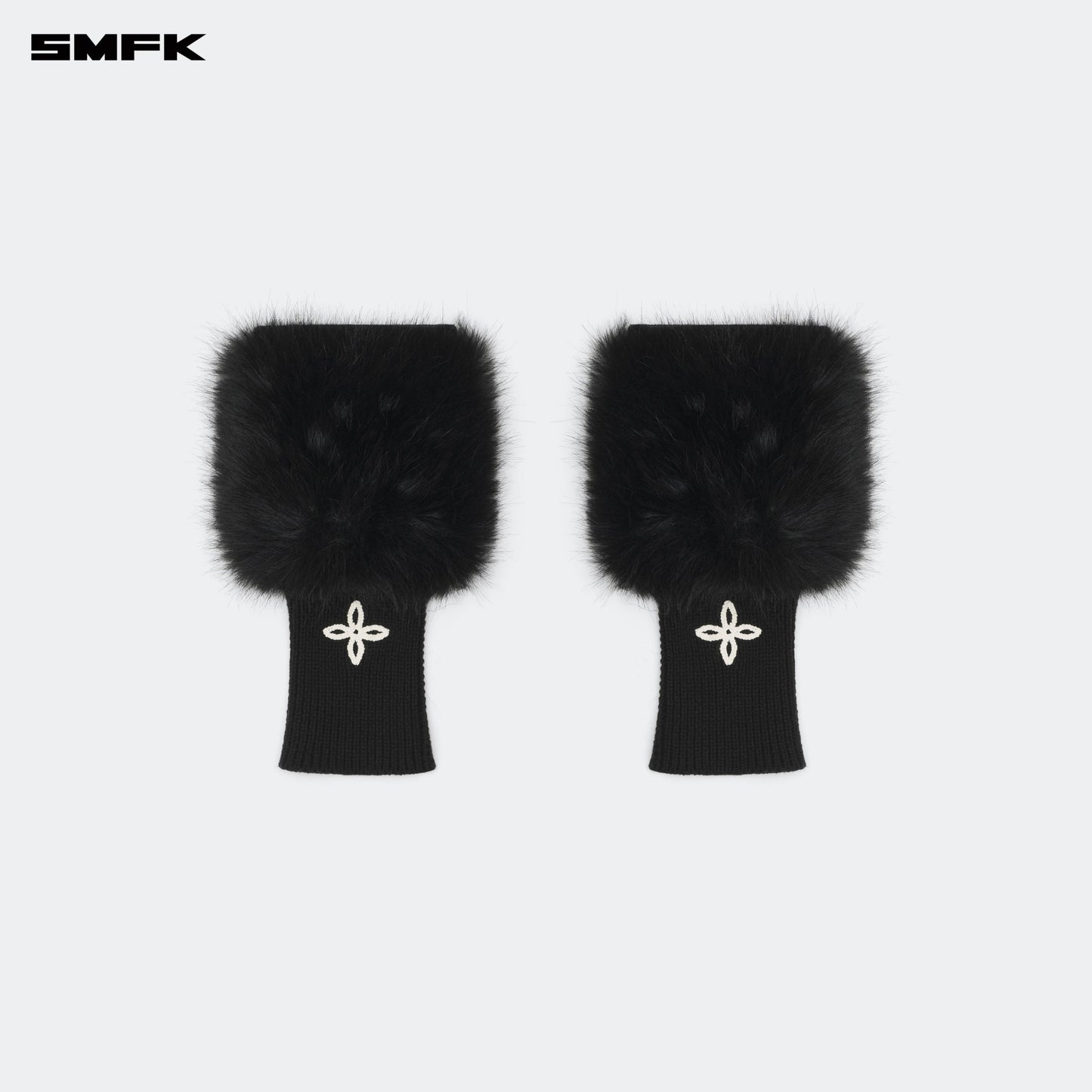 SMFK Compass Snowman Furry Gloves In Black