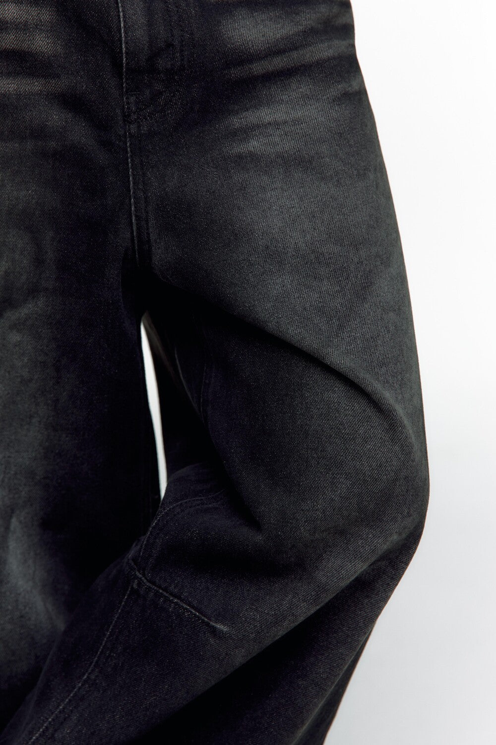 KASHIKO Washed RIvet Wide Jean Black