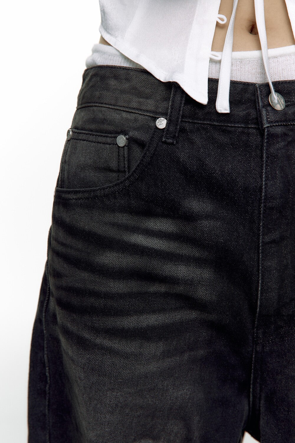 KASHIKO Washed RIvet Wide Jean Black