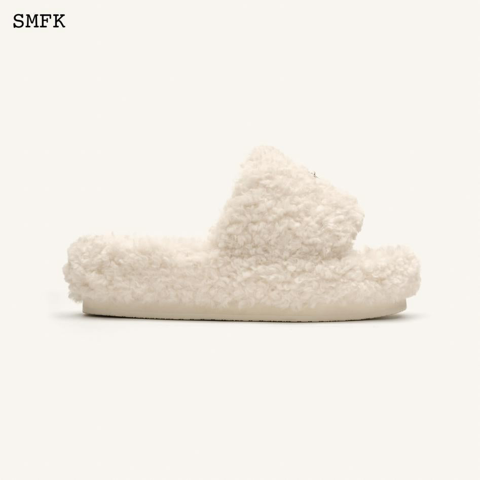 SMFK Compass Woolly White Velvet Plush Slippers