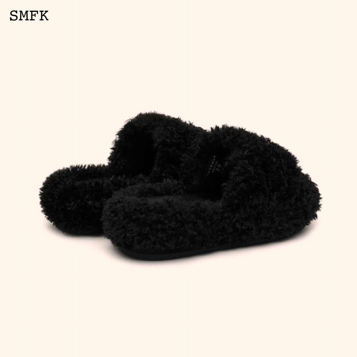 SMFK Compass Woolly Black Velvet Slippers